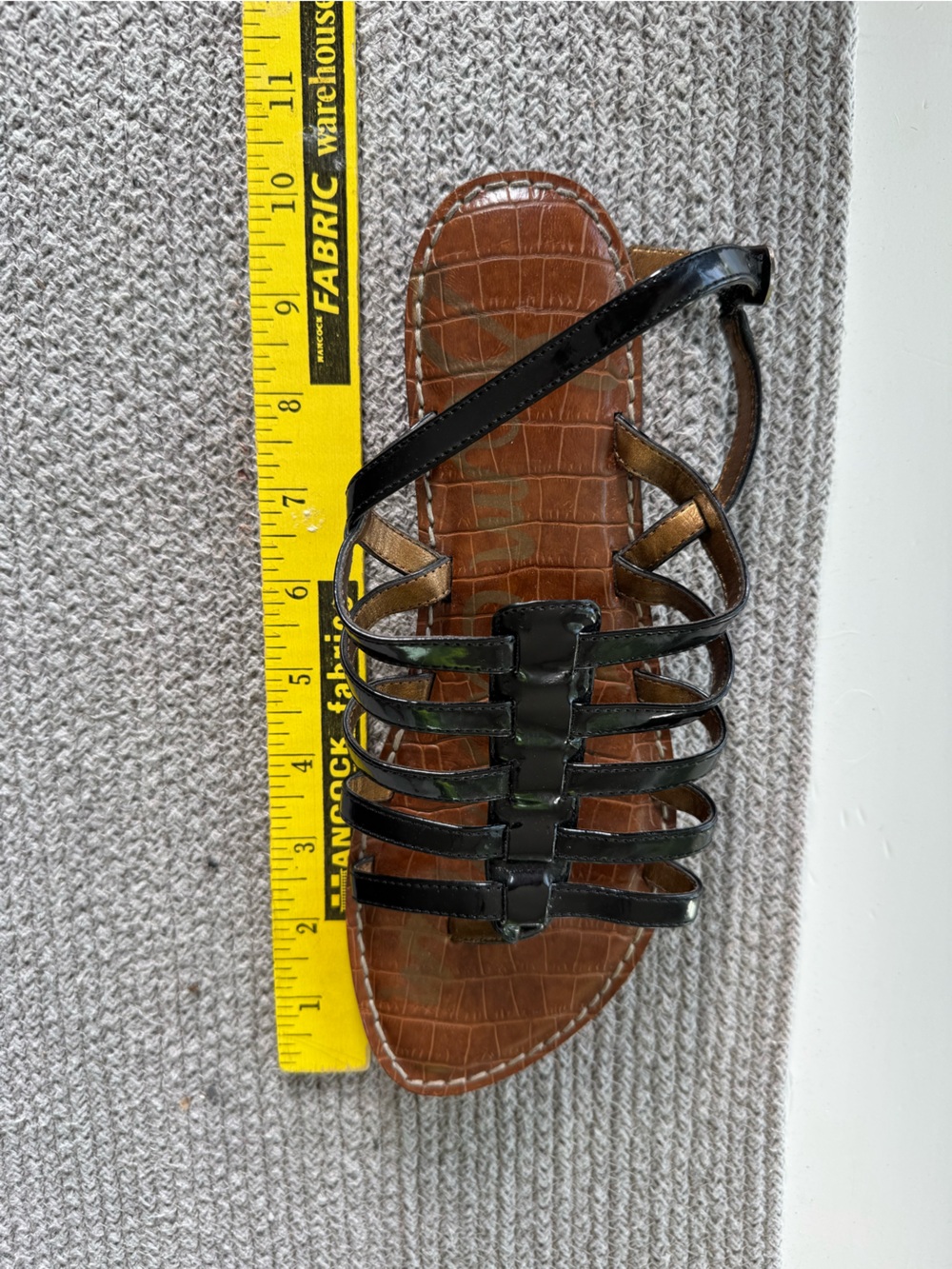 Sam Edelman Black Patent Strappy Flat Sandals Size 7.5 - Picture 7 of 7